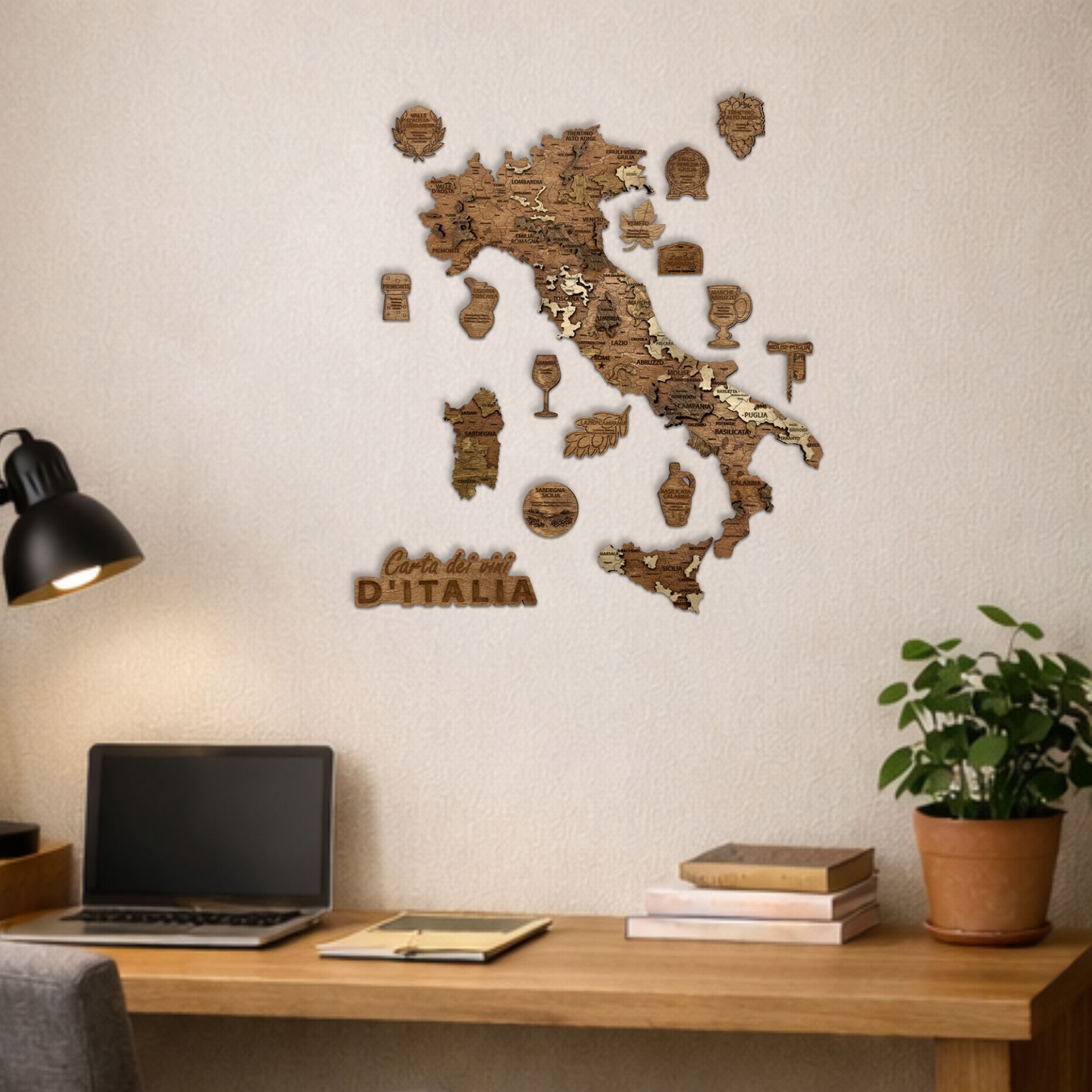 Carte des vins d’Italie en bois (55 × 60 cm)
