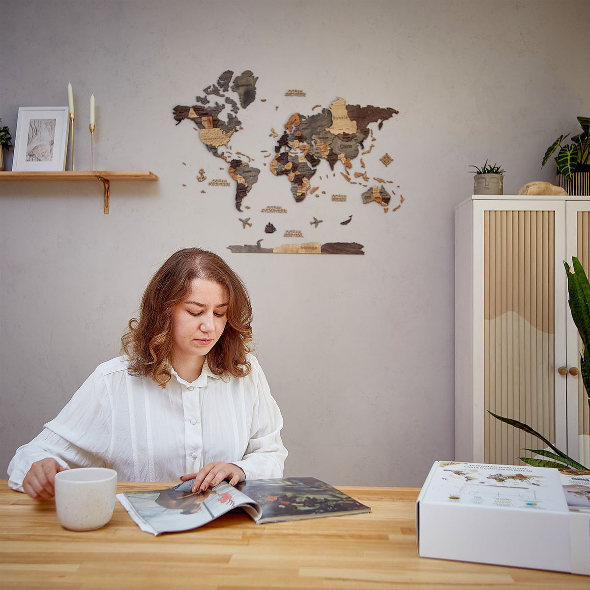 3D Wooden World Map Graphite