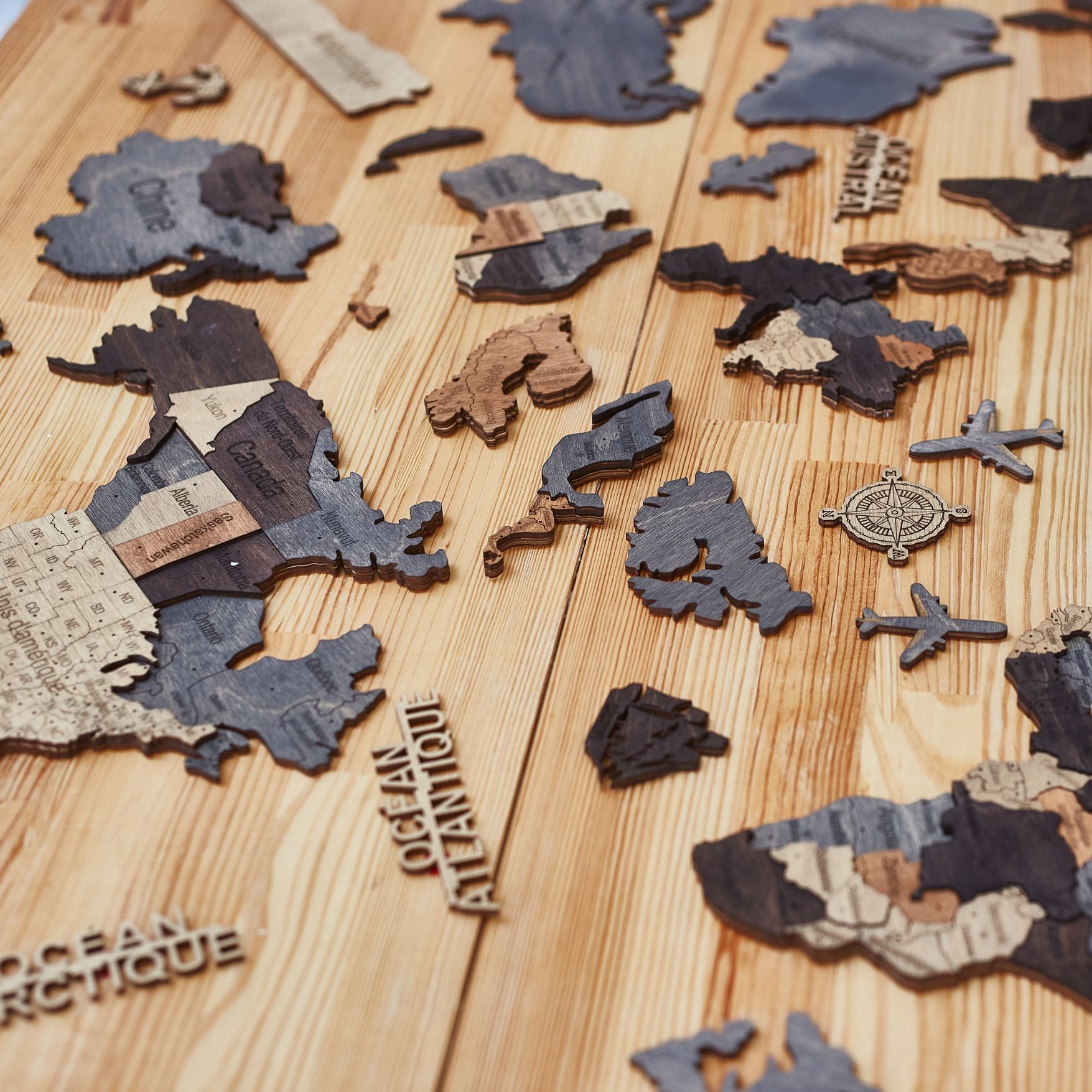 3D Wooden World Map Graphite