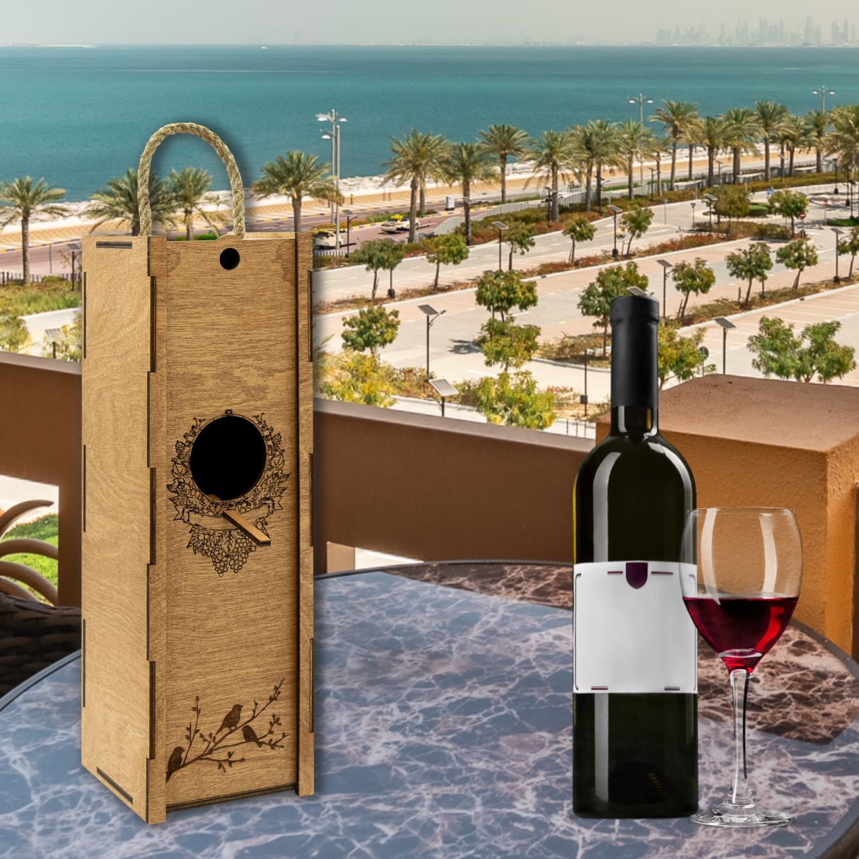 Nichoir" wine box with rope