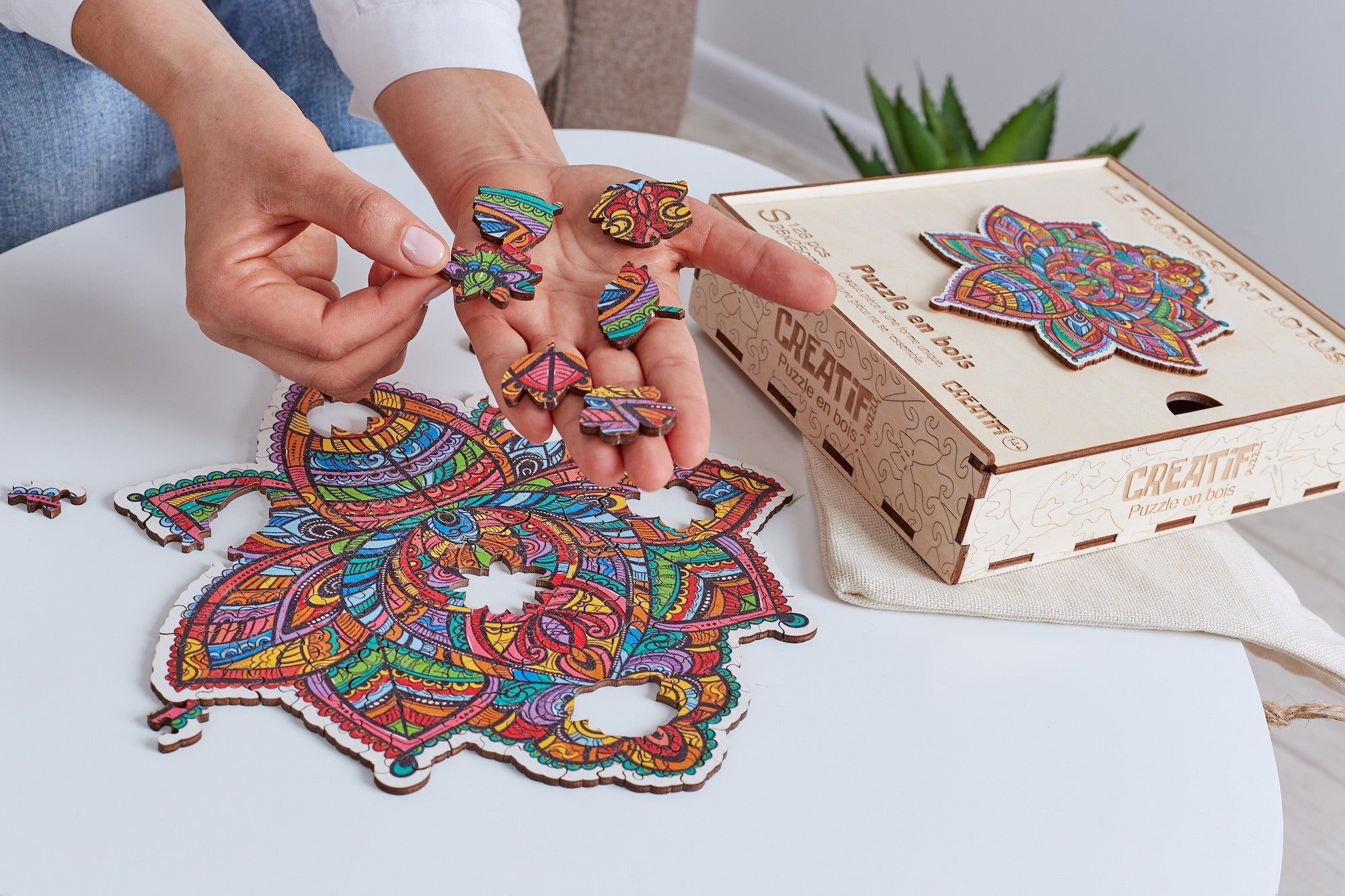 Bloomy Lotus Wooden Puzzle