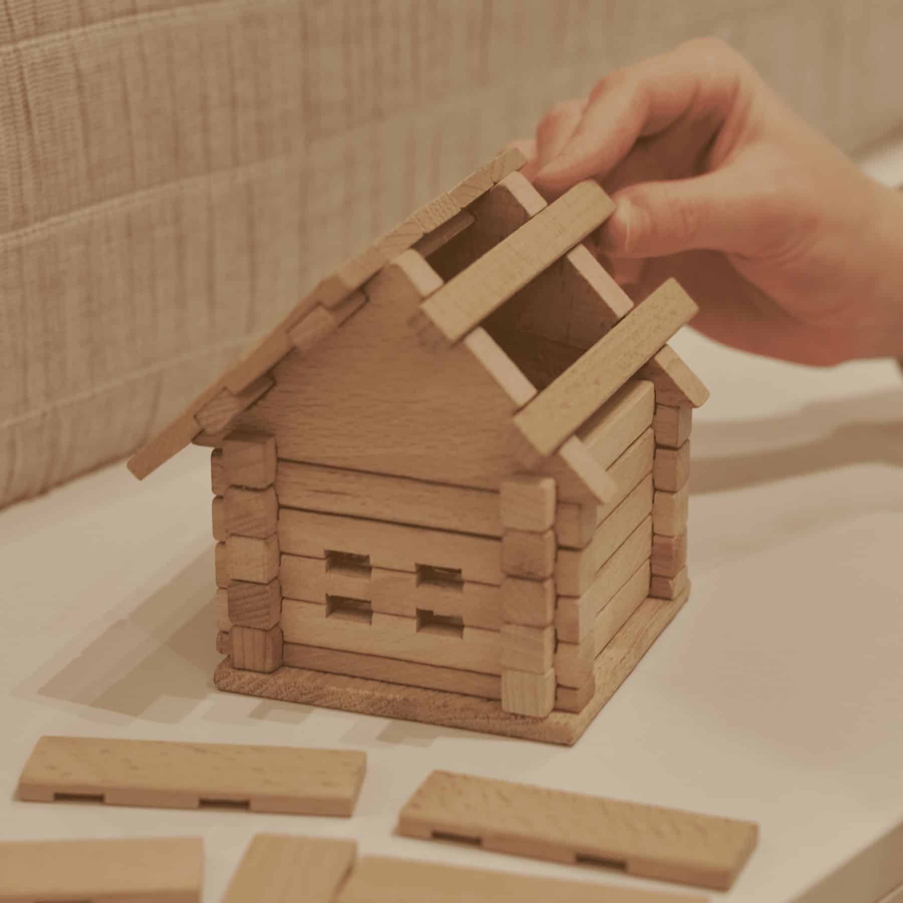Money Box Wooden Construction Set, 37 pieces