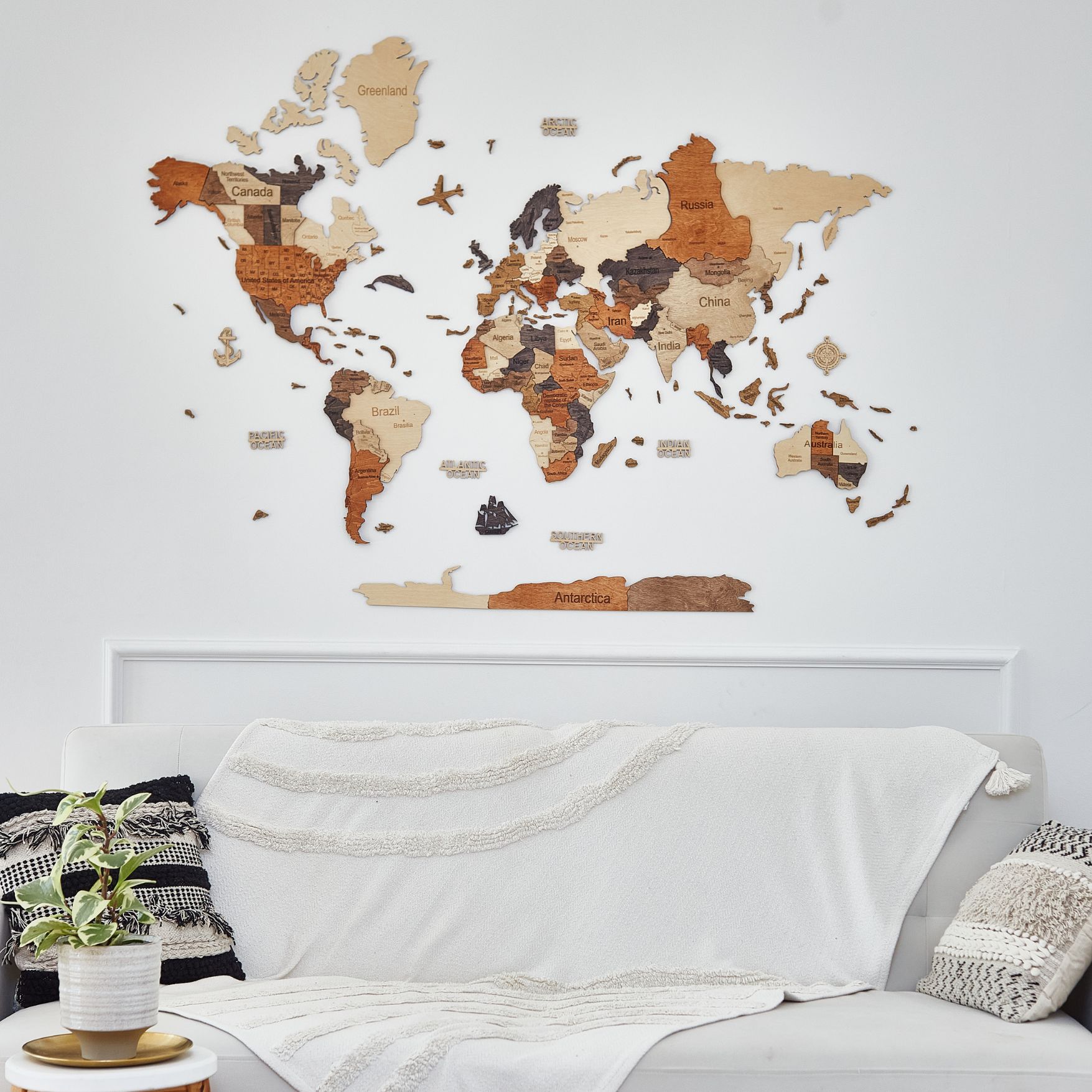 3D wooden world map Multicolor