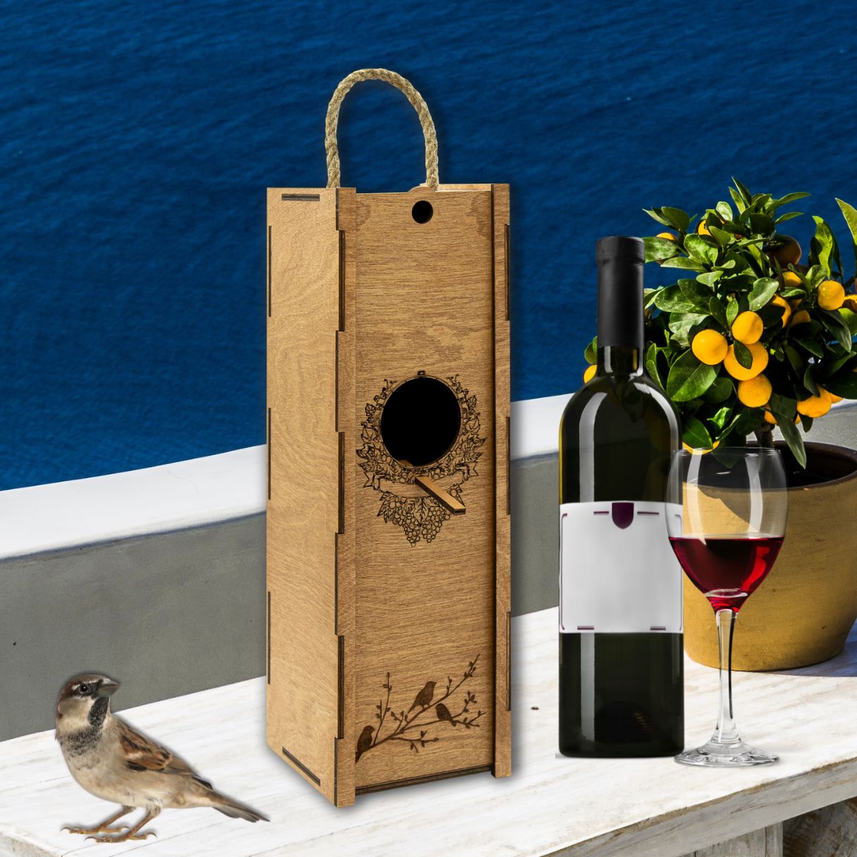 Nichoir" wine box with rope