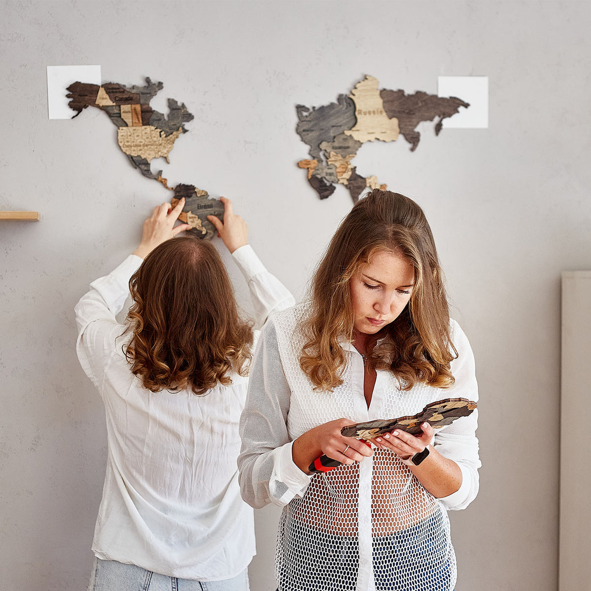 3D Wooden World Map Graphite