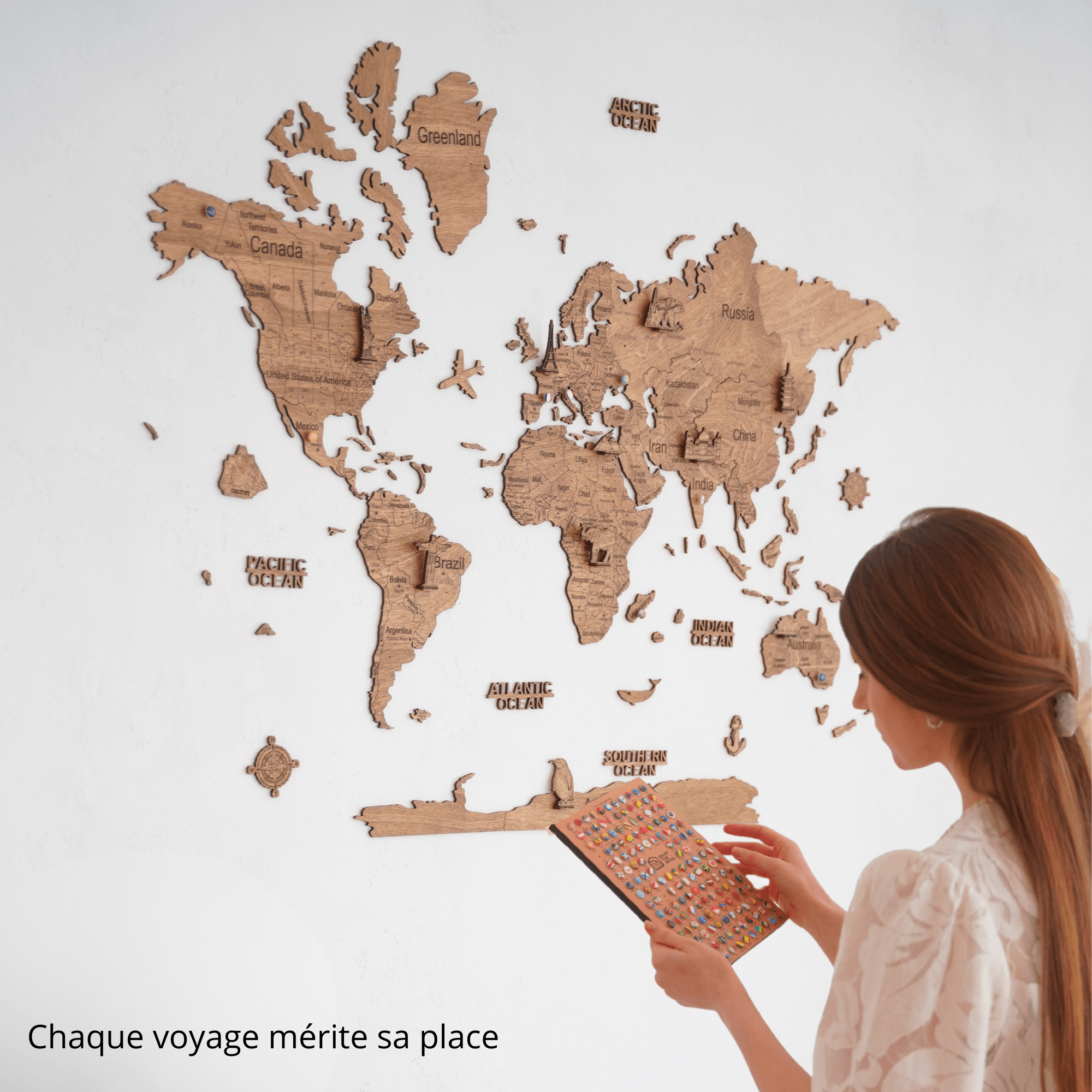 2D Wooden World Map Dark