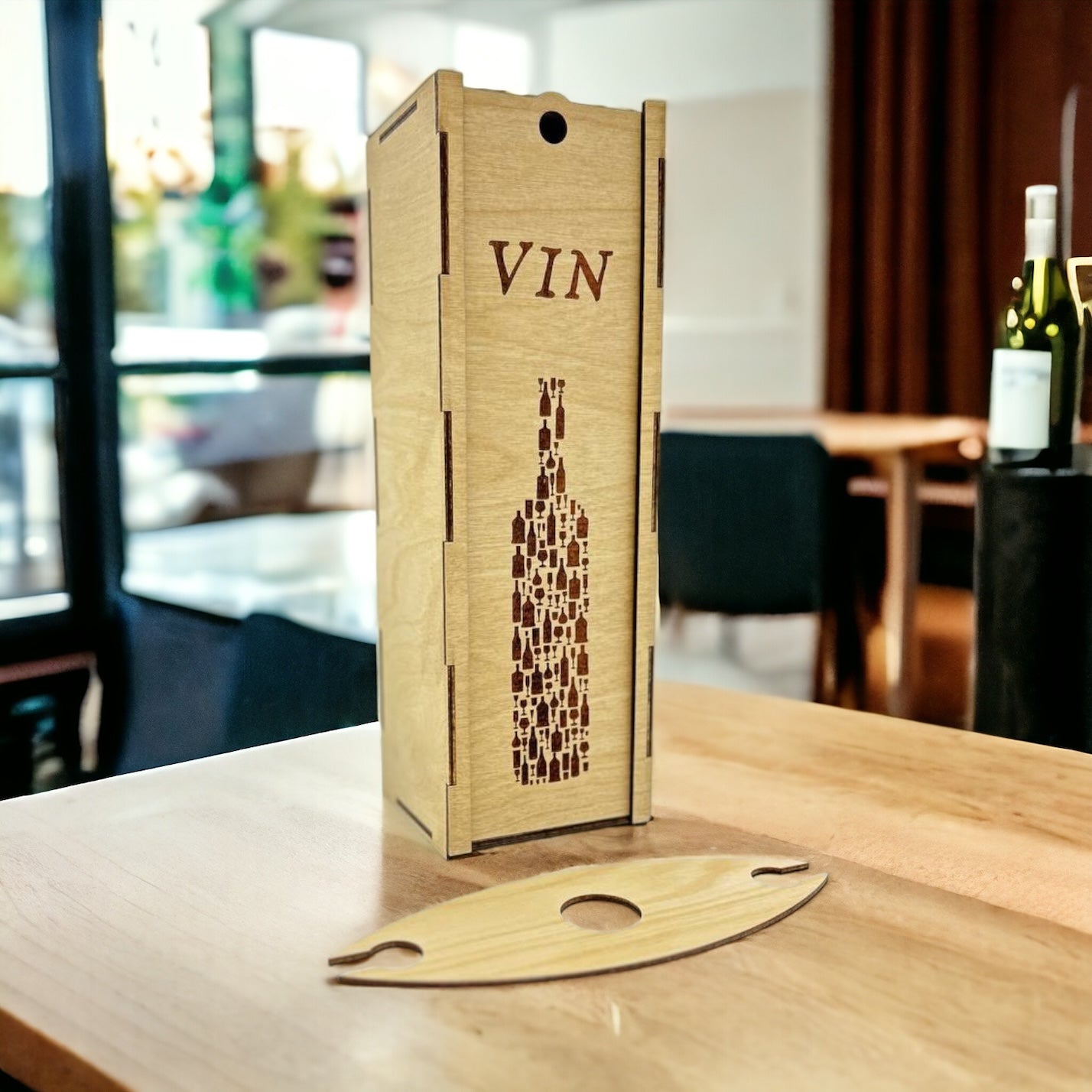 "Bottle" light wooden wine box