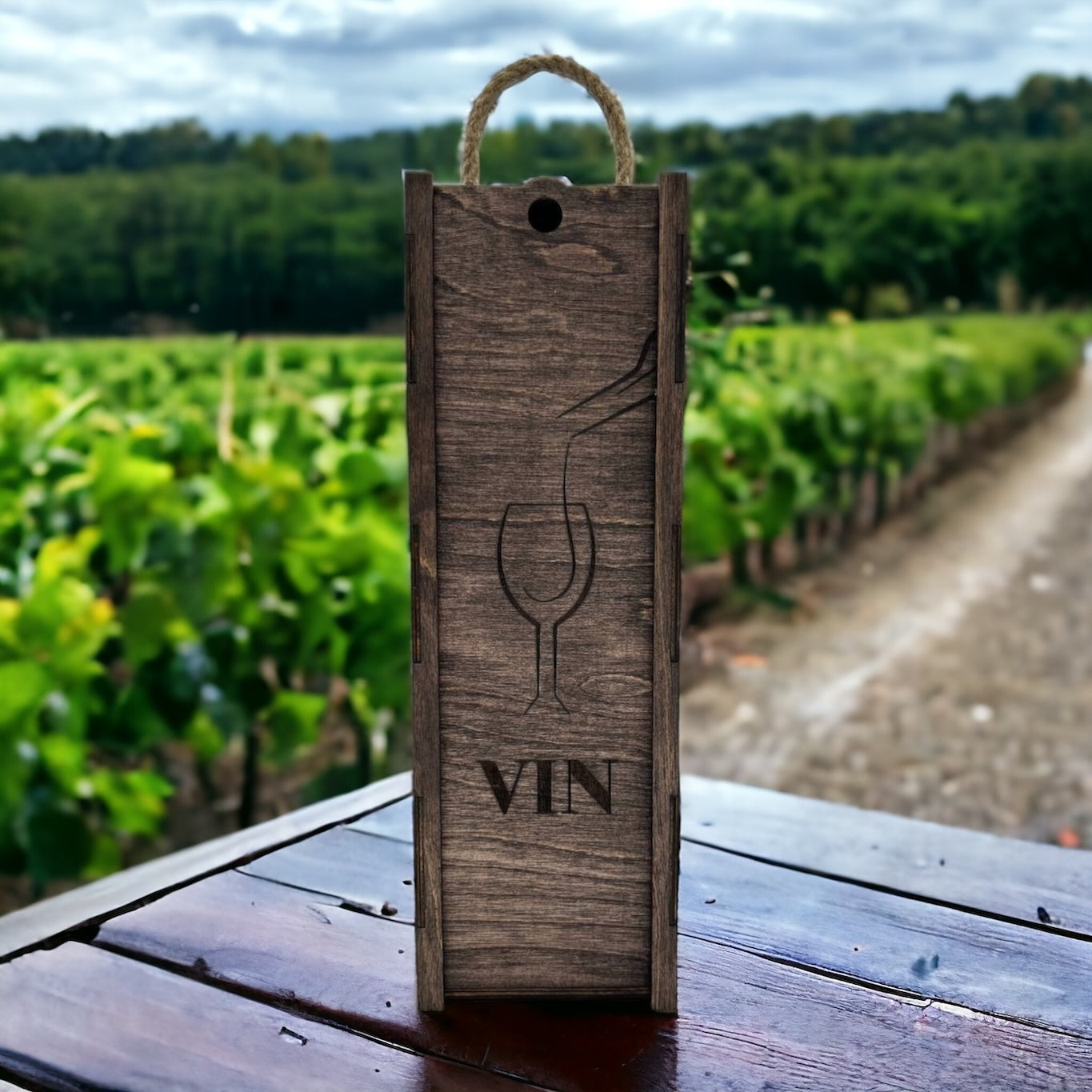 Wooden wine box with cord "Glass"