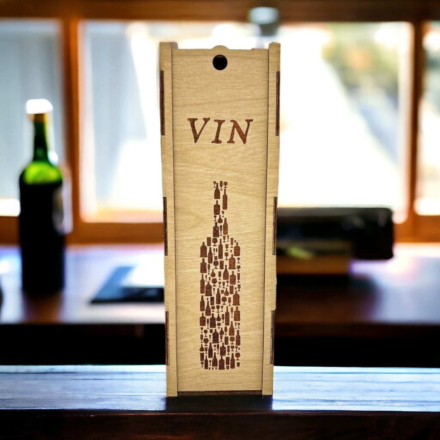 "Bottle" light wooden wine box
