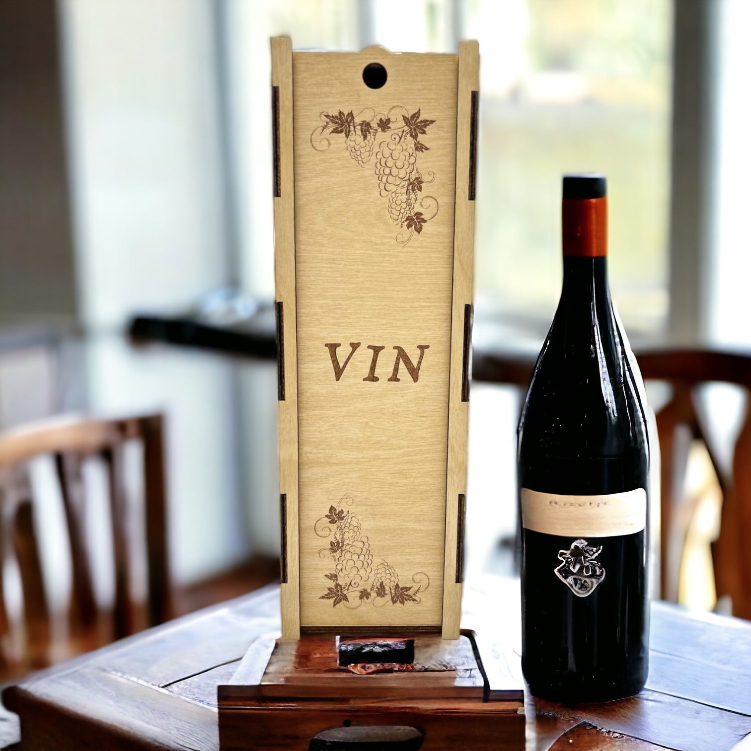 "Grape" light wooden wine box