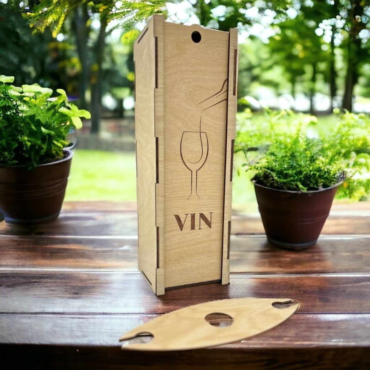 "Glass" light wooden wine box