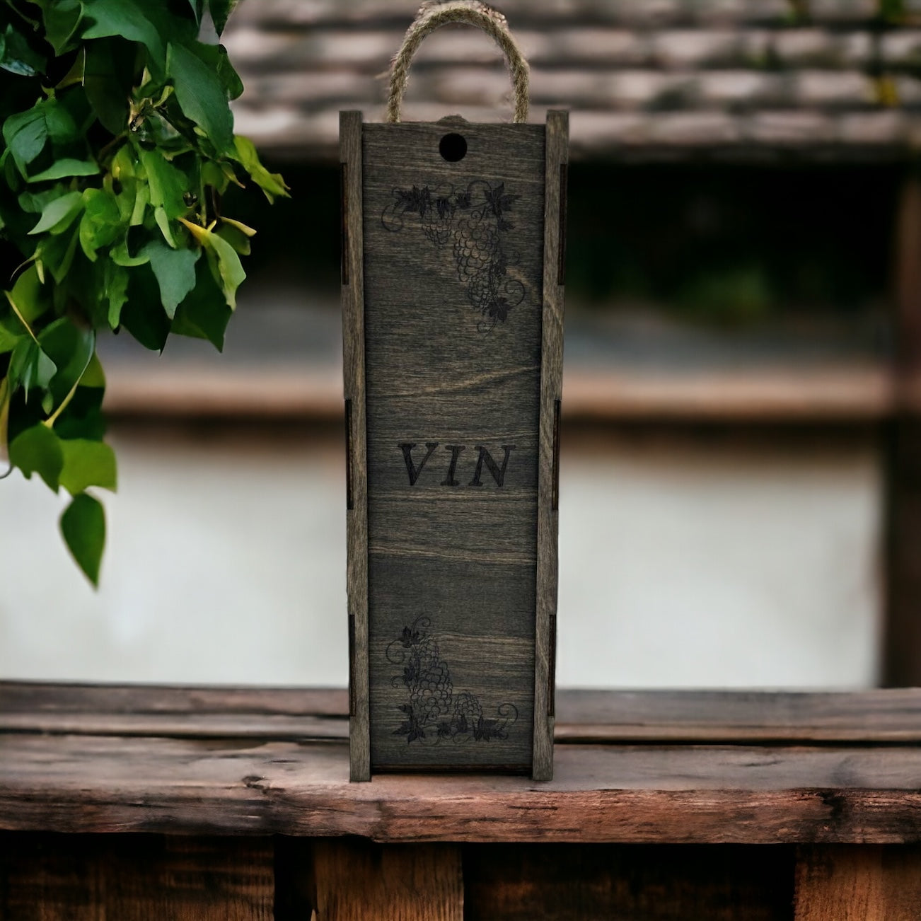 Wooden wine box with rope "Grape"